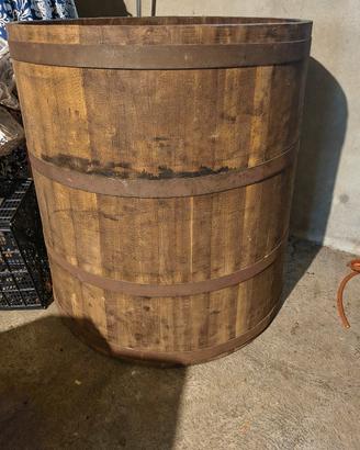 Tino Botte vino in legno di castagno nuovo 110h 