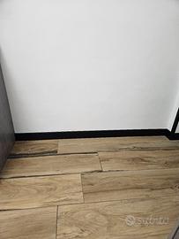 Battiscopa nero MDF