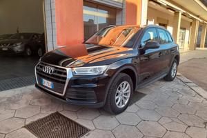 AUDI Q5 2.0 TDI QUATTRO S-TRONIC