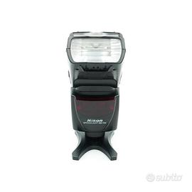Nikon Speedlight SB-700