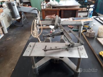 Vecchio pantografo copiatore in metallo