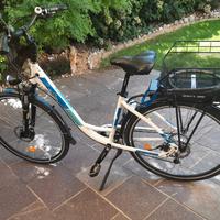 City bike con pedalata assistita