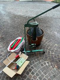 Attrezzatura completa per imbottigliamento vino