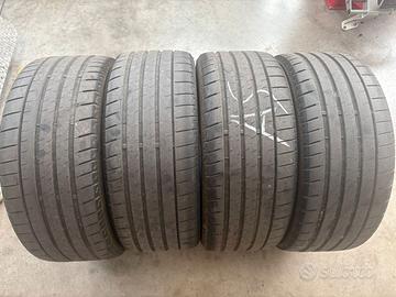 4 Gomme Bridgestone Potenza 225/40 R18 92Y -7000Km