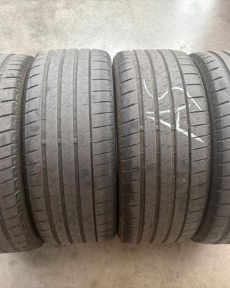 4 Gomme Bridgestone Potenza 225/40 R18 92Y -7000Km
