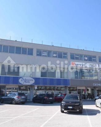 Immobile di 350 m² a Scurcola Marsicana