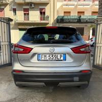 nissan qashqai connecta