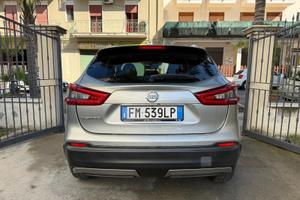 nissan qashqai connecta