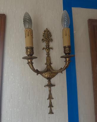 3 applique a due luci in stile neoclassico