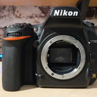 Nikon D750 + accessori 