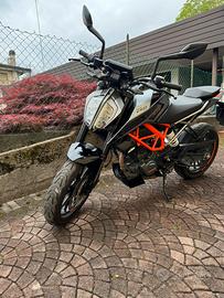 Ktm duke 125 2021