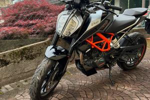 Ktm duke 125 2021