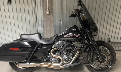 HARLEY DAVIDSON FLHRI 2008