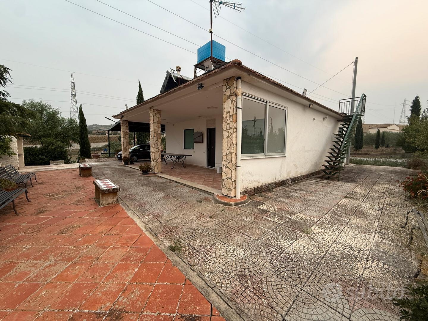 Casa e terreno - Vista 4