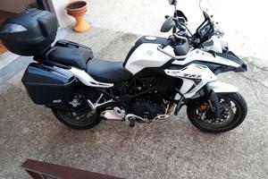 Benelli TRK 500 del 2022
