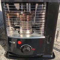 Stufa a combustibile liquido Zibro RS