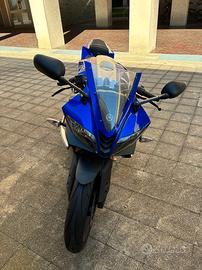 Yamaha YZF R125
