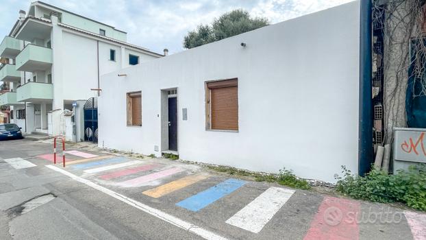 Casa Indipendente con doppi servizi