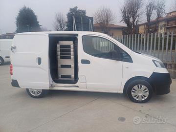 NISSAN NV ATTREZZATO KM 84000
