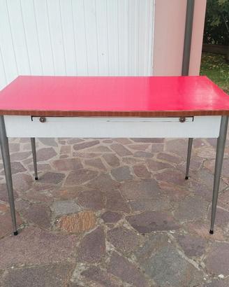 Tavolo vintage anni '60.