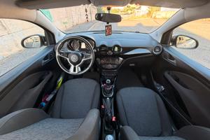 Opel Adam 1.2 70 CV Black Pack