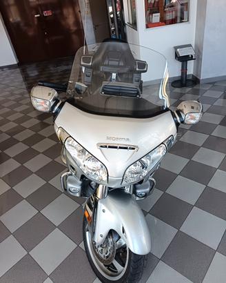 Honda GL 1800 GOLDWING GL 1800