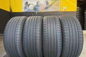 4 Gomme Bridgestone 225/40R19 Estivi 85% residui