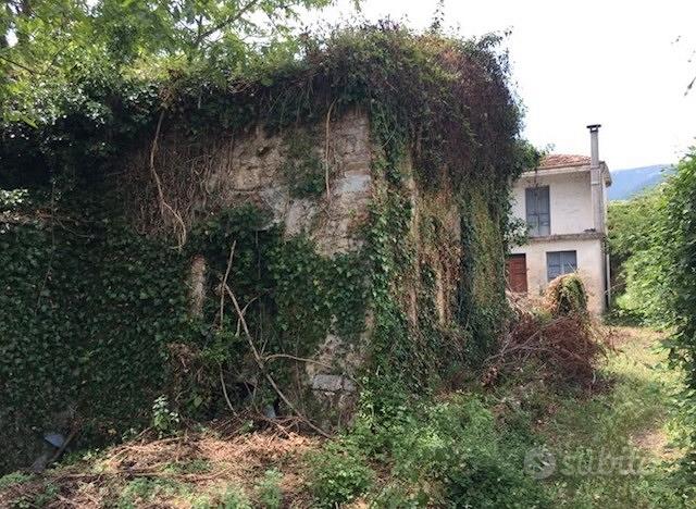 Casa da ristrutturare - Vista 3