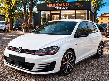 Volkswagen Golf GTI Performance 2.0 TSI 5p. BlueMo