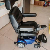 Sedia a rotelle elettrica "Rascal p 320 compact" 
