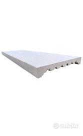 coprimuro in cemento levigato colore bianco 