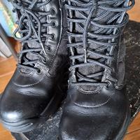 Scarponcini militari Magnum