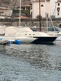 Chris-Craft Express 30