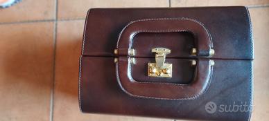 Beauty case in pelle 