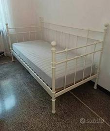 Letto IKEA ferro battuto singolo bianco
