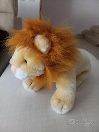 Peluche leone morbido e realistico cm.30