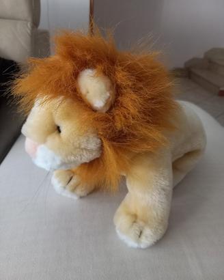 Peluche leone morbido e realistico cm.30