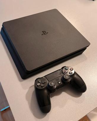 PlayStation 4 slim 1T