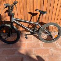 Bicicletta BMX