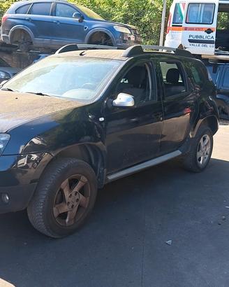 DACIA DUSTER 2013 SOLO PER RICAMBI