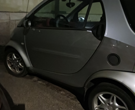 Smart 2004,800 diesel marciante ma senza libretto