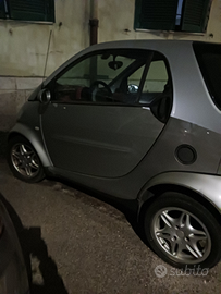 Smart 2004,800 diesel marciante ma senza libretto