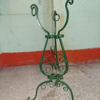 GROSSETO - PORTA VASI IN FERRO BATTUTO