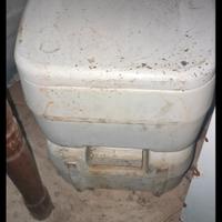 wc bagno chimico campagne roulotte camper campeggi