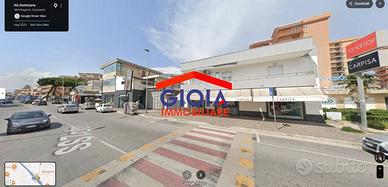 Immobile di 160 m² con 1 locale a Mondragone