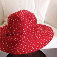 Cappello rosso