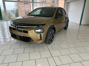 Lancia Ypsilon Hybrid e-DCT LX