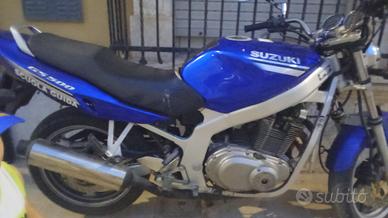 Suzuki gs500