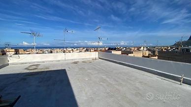 Rif. 1750 Terrasini, appartamento mq 90 circa + te