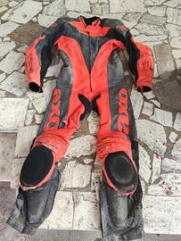 tuta da moto